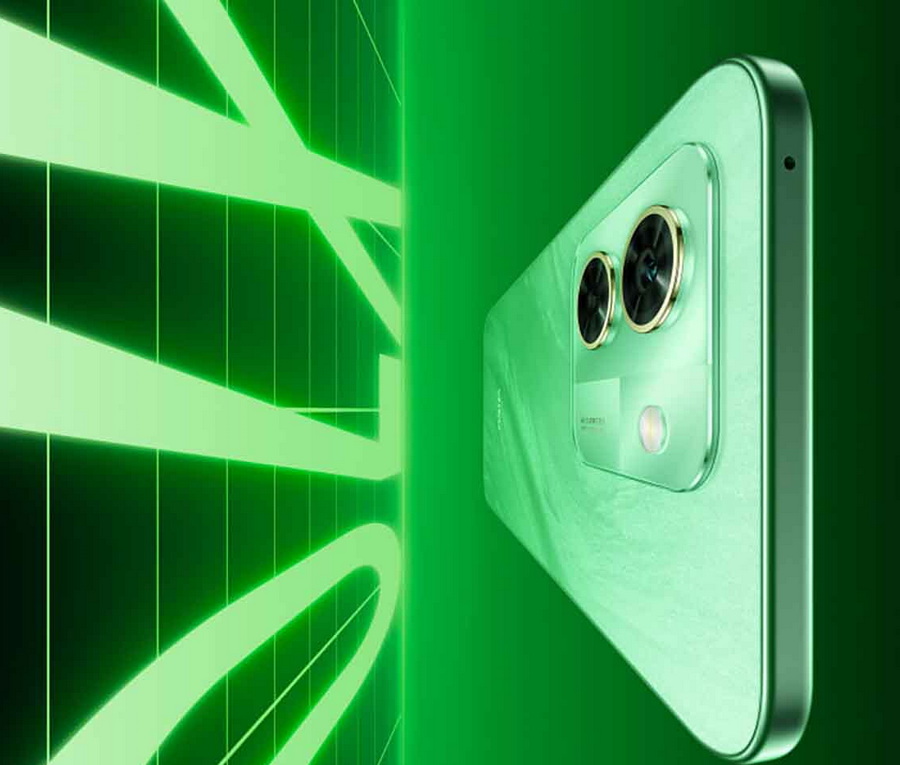 Xiaomi 17 Ultra Set to Wow with Advanced Display Tech