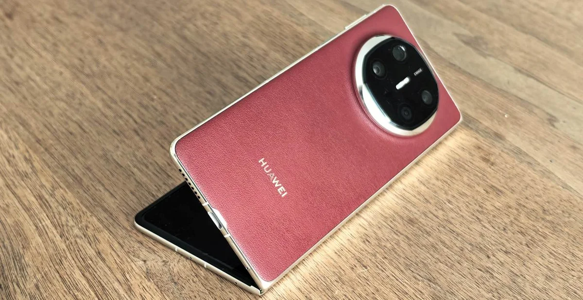 Huawei Mate X6 Receives October 2025 Security Update