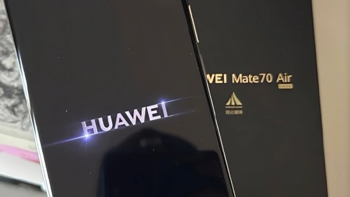 Huawei Unveils Mate 70 Air with Stunning 7-Inch Display and Powerful Battery Life