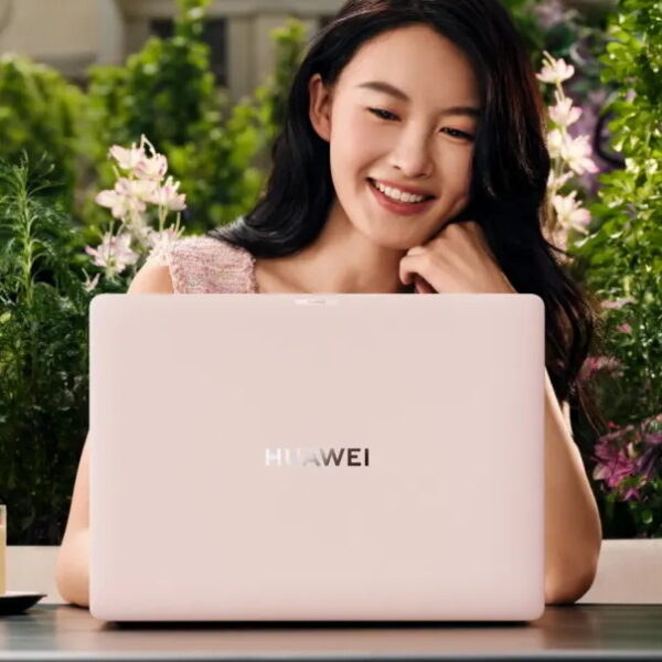 Huawei MateBook Pro Debuts in Dawn Pink