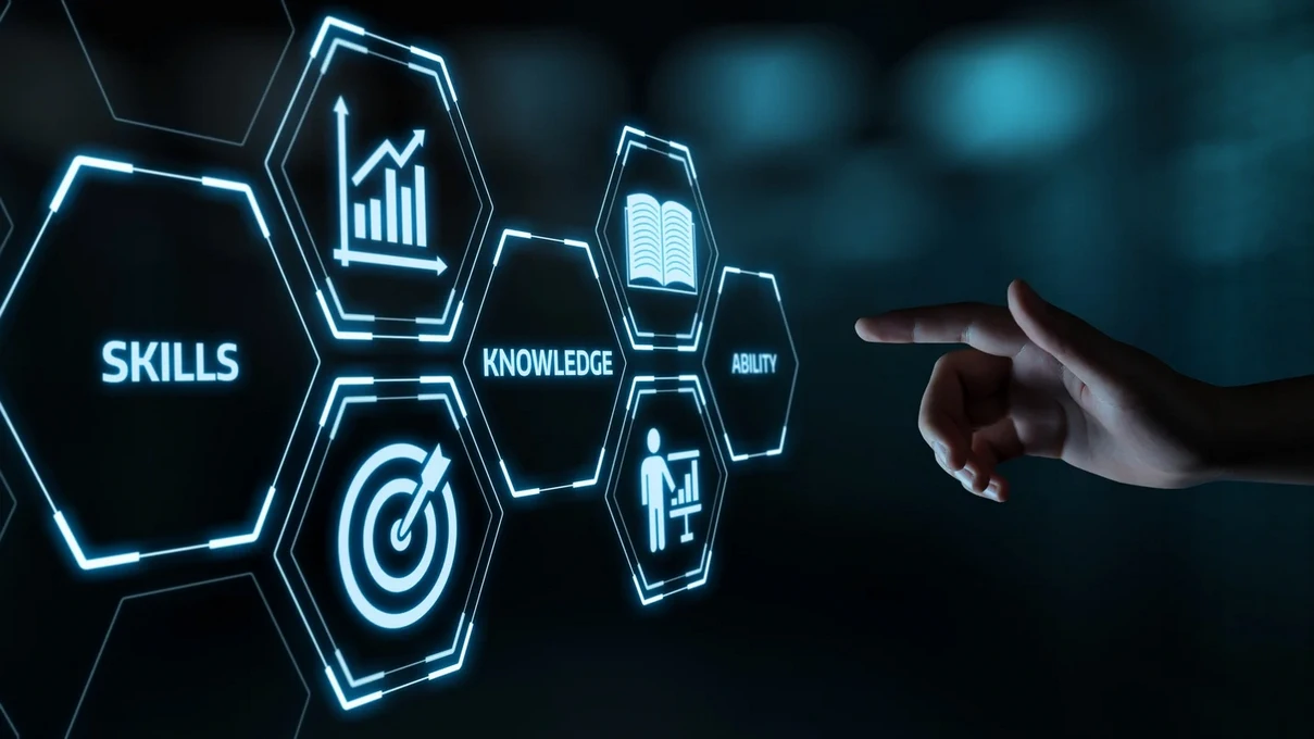 Huawei and Eurofirms Join Forces to Upskill 15,000 Tech Pros!