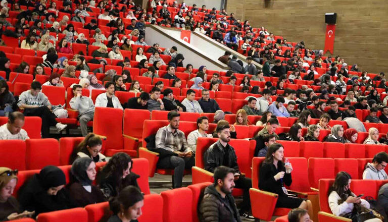 Huawei Presents AI and ICT Showcase at Erzincan Binali Yıldırım University